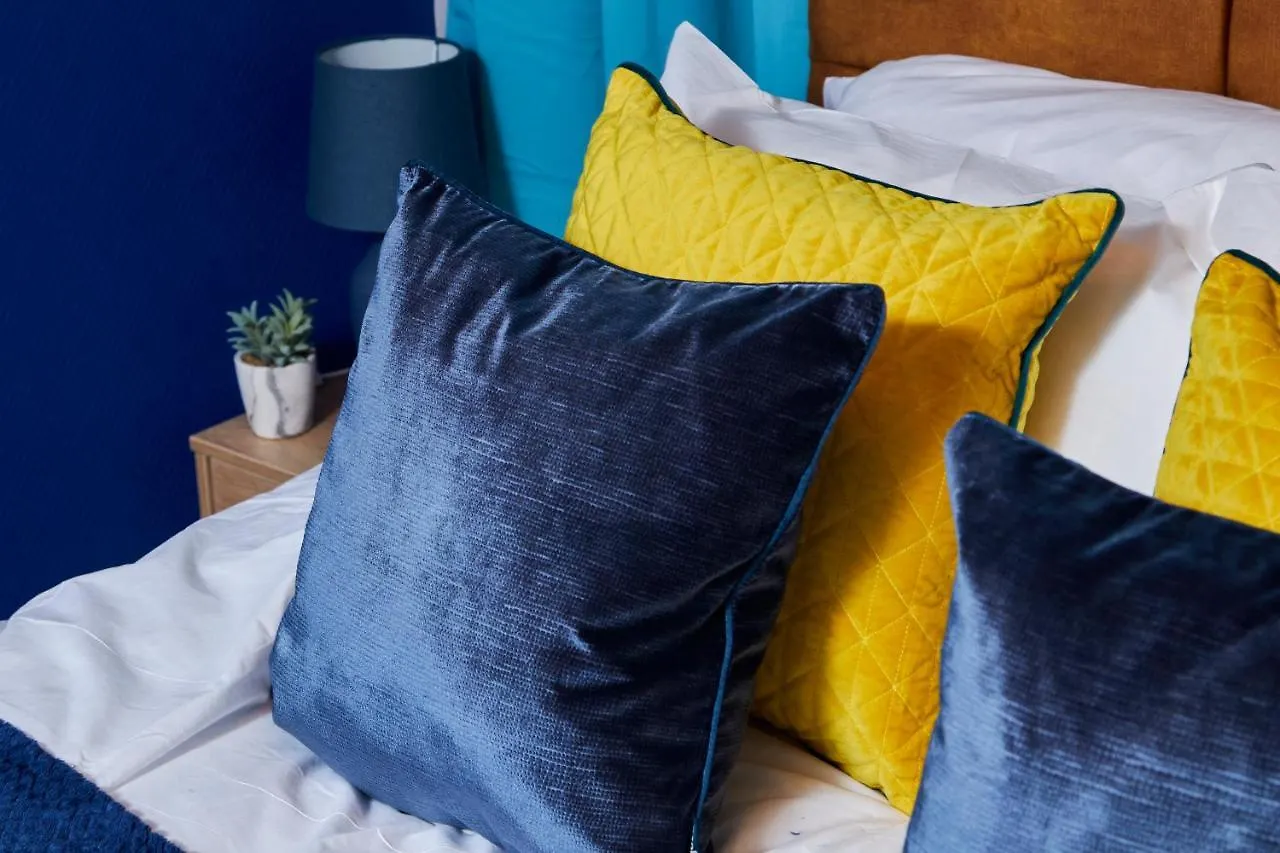 Perfect Place To Stay Fast Free Wifi Edinburgh Apartment